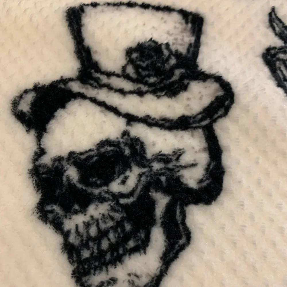 Plush Halloween Skulls & Pumpkins Throw Blanket - LIKE NEW